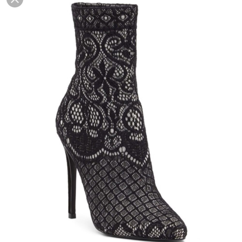 ♠️NWT Steve Madden Lace Sock Bootie